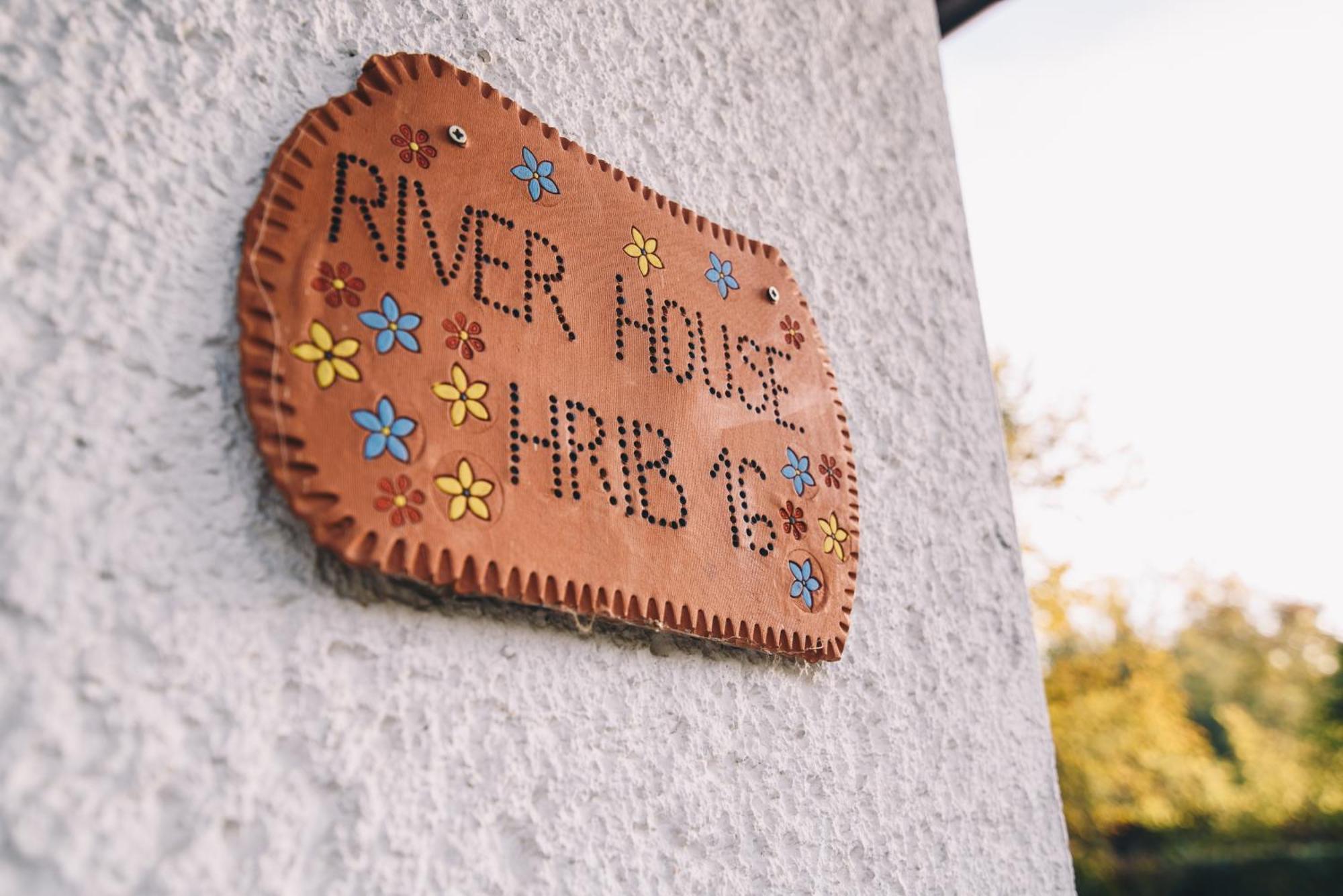 River House Hrib Preddvor Eksteriør bilde