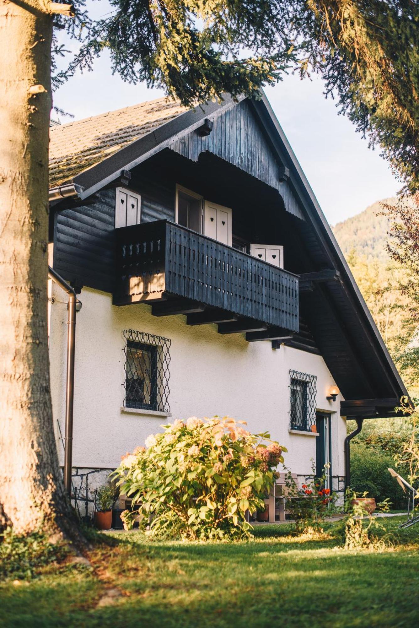 River House Hrib Preddvor Eksteriør bilde